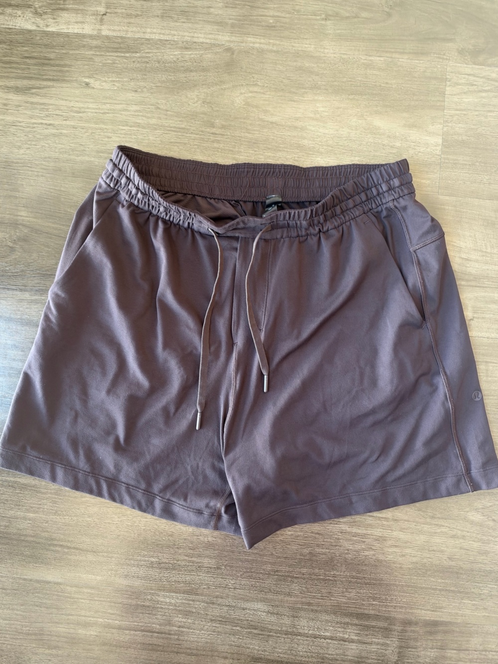 lululemon athletica Men’s Soft Jersey Shorts — Deep Brown